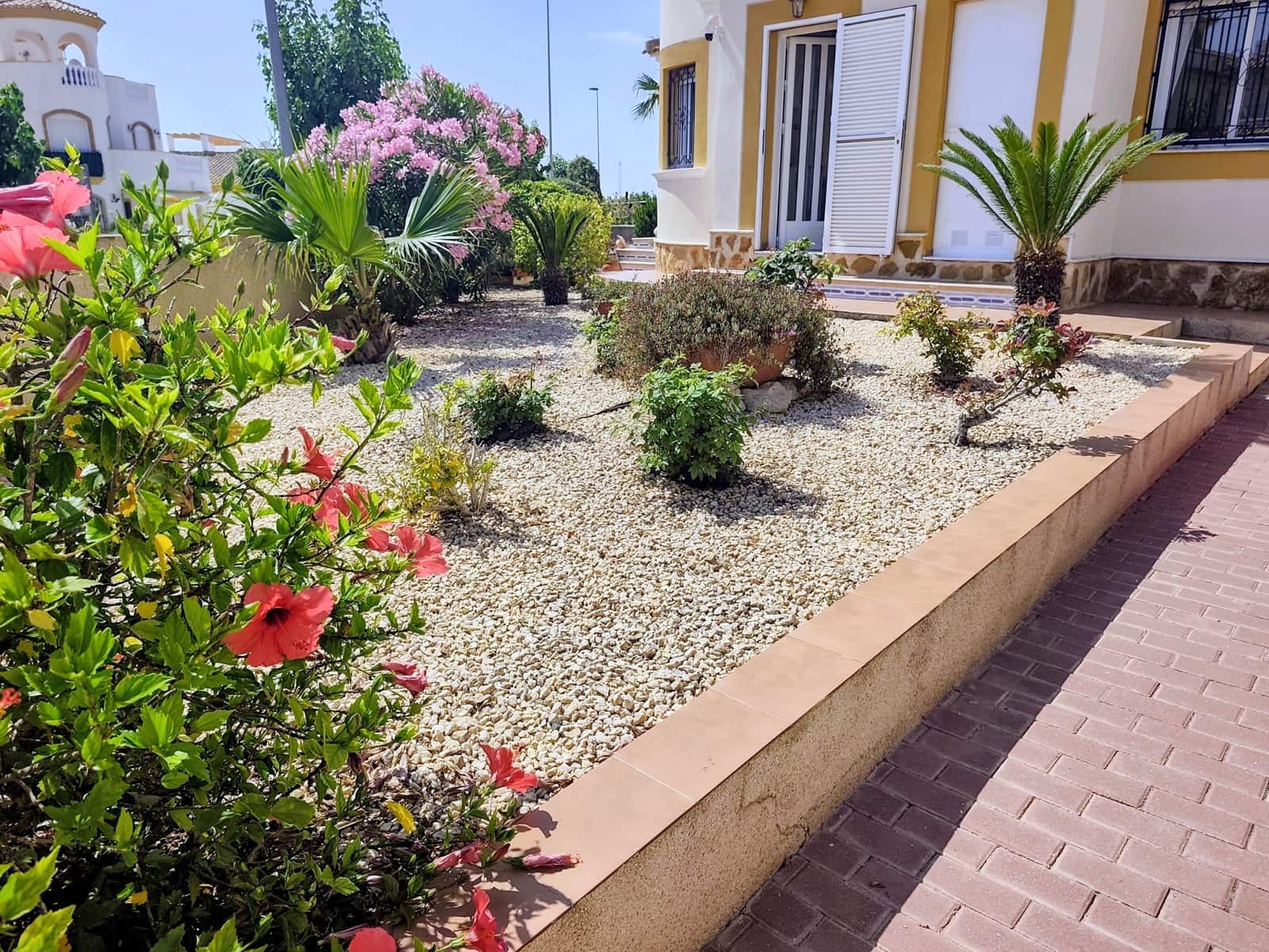 3 bedroom Villa for sale in Pinar de Campoverde with pool garage - € 295,000 (Ref: 9882504)