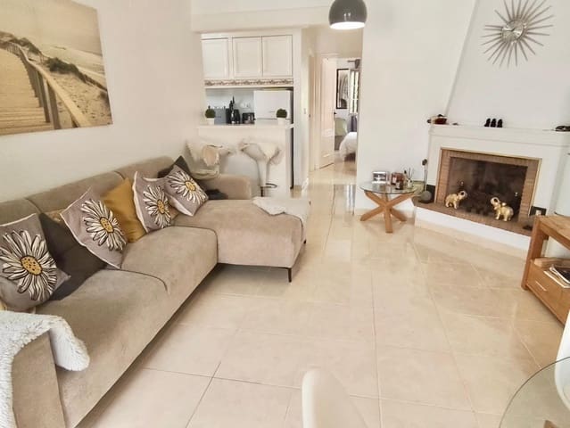 2 soverom Bungalow til salgs i Villamartin, Orihuela med svømmebasseng - € 189 000 (Ref: 9979299)