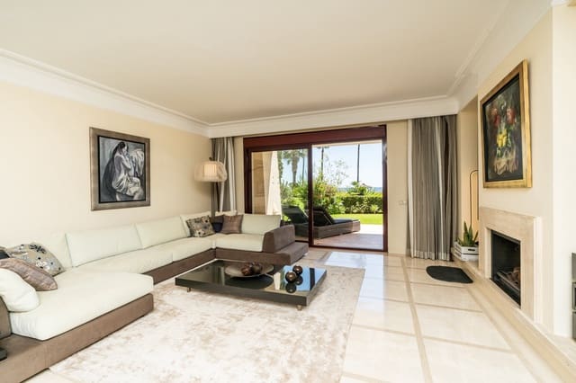3 sypialnia Apartament na sprzedaż w Centro, Estepona z basenem - 3 500 000 € (Ref: 10003779)