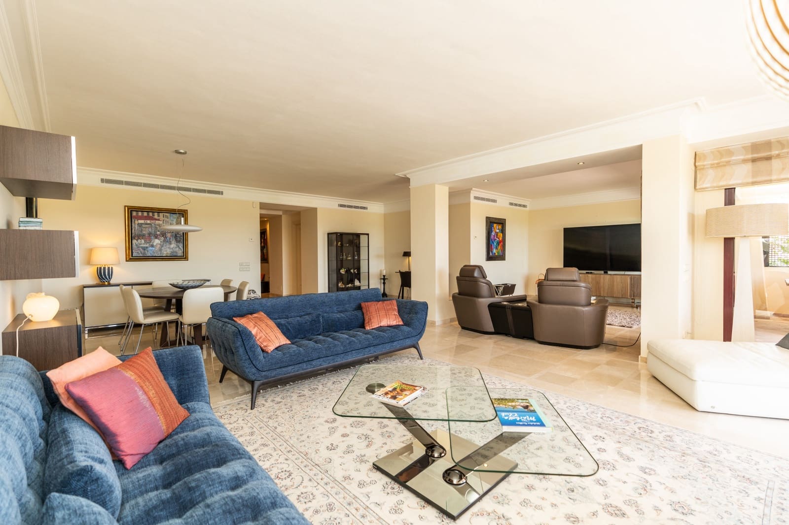 3 sypialnia Apartament na sprzedaż w Estepona z basenem - 3 500 000 € (Ref: 10003779)