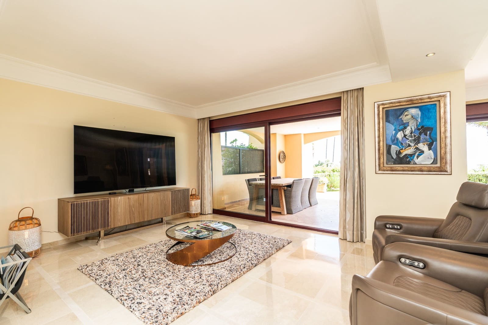 3 sypialnia Apartament na sprzedaż w Estepona z basenem - 3 500 000 € (Ref: 10003779)