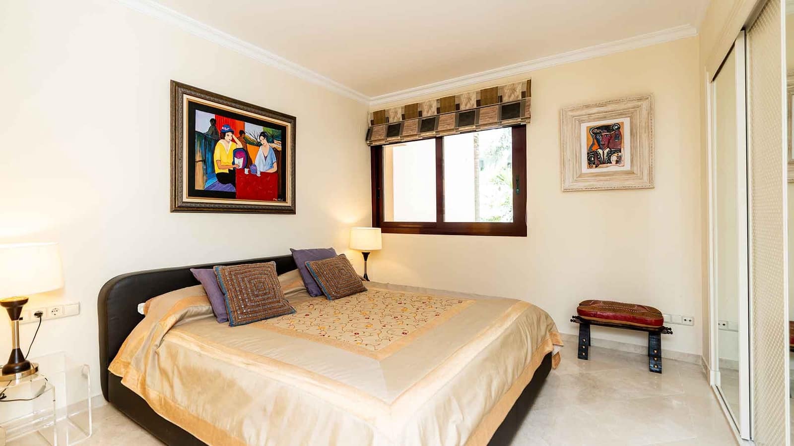 3 slaapkamer Appartement te koop in Estepona met zwembad - € 3.500.000 (Ref: 10003779)