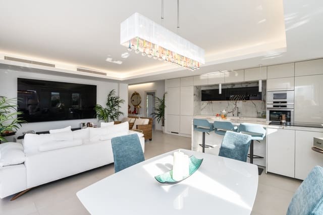 2 soverom Penthouse til salgs i Lomas De Marbella, Marbella med svømmebasseng - € 2 100 000 (Ref: 10003780)