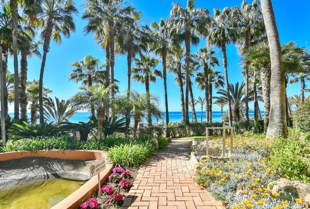 2 soverom Penthouse til salgs i Lomas De Marbella, Marbella med svømmebasseng - € 2 100 000 (Ref: 10003780)