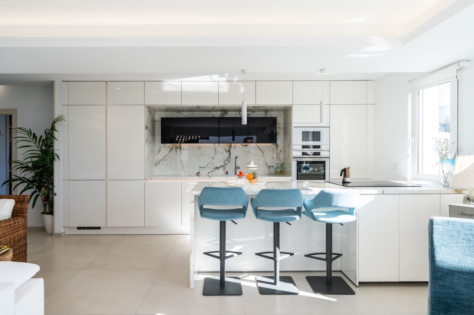2 bedroom Penthouse for sale in Golden Mile with pool - € 2,100,000 (Ref: 10003780)