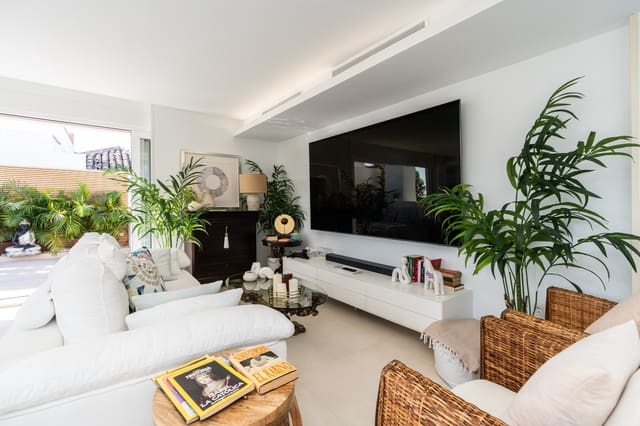 2 soverom Penthouse til salgs i Lomas De Marbella, Marbella med svømmebasseng - € 2 100 000 (Ref: 10003780)