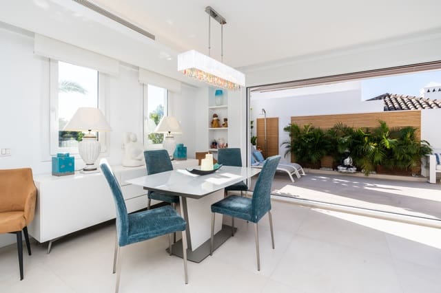 2 soverom Penthouse til salgs i Lomas De Marbella, Marbella med svømmebasseng - € 2 100 000 (Ref: 10003780)
