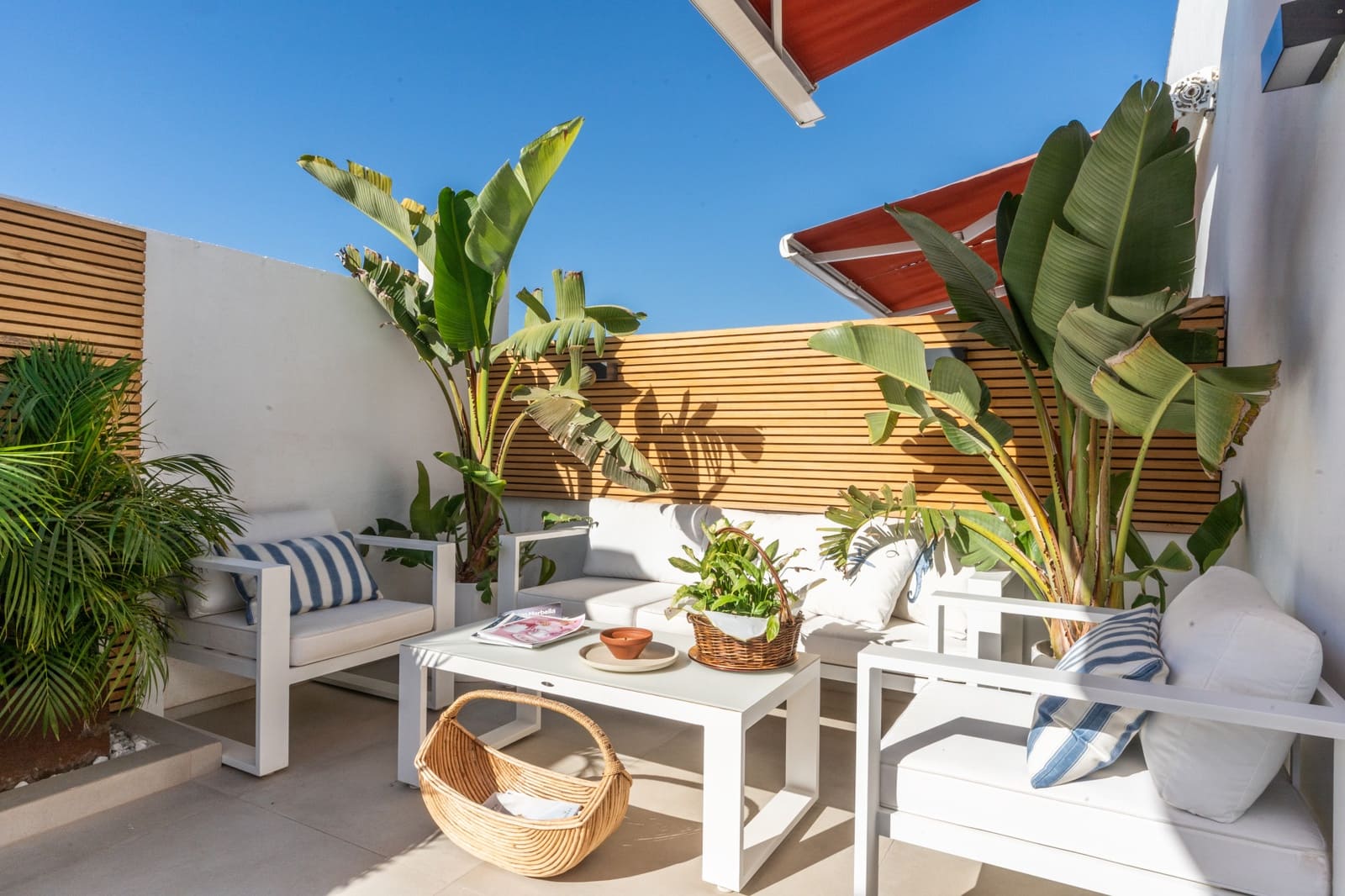 2 bedroom Penthouse for sale in Golden Mile with pool - € 2,100,000 (Ref: 10003780)