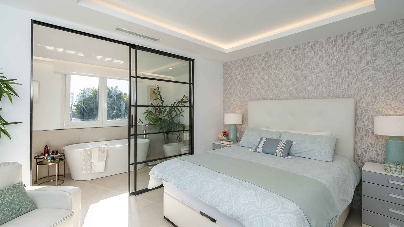 2 chambre Penthouse à vendre à Golden Mile avec piscine - 2 100 000 € (Ref: 10003780)