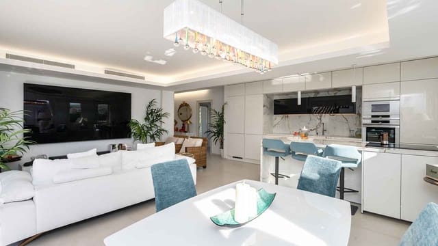 2 Zimmer Penthouse zu verkaufen in Lomas De Marbella, Marbella mit Pool - 2.100.000 € (Ref: 10003780)