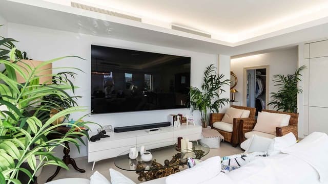 2 Zimmer Penthouse zu verkaufen in Lomas De Marbella, Marbella mit Pool - 2.100.000 € (Ref: 10003780)