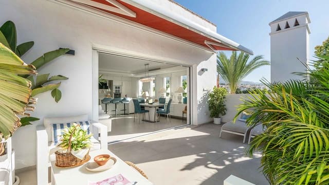 2 Zimmer Penthouse zu verkaufen in Lomas De Marbella, Marbella mit Pool - 2.100.000 € (Ref: 10003780)