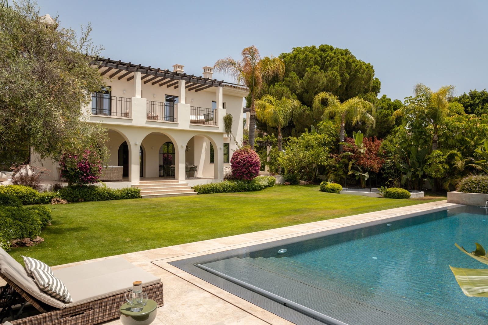 6 soveværelse Villa til salg i San Pedro de Alcantara med swimmingpool - € 5.995.000 (Ref: 10011203)