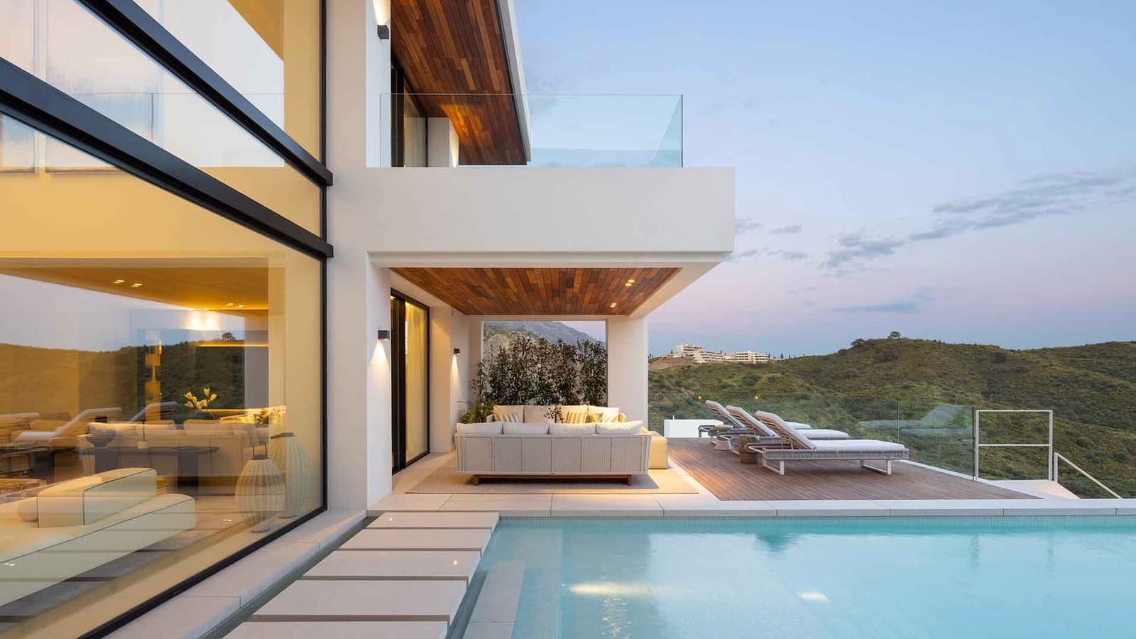 6 soverom Villa til salgs i Benahavis med svømmebasseng - € 6 995 000 (Ref: 10017305)