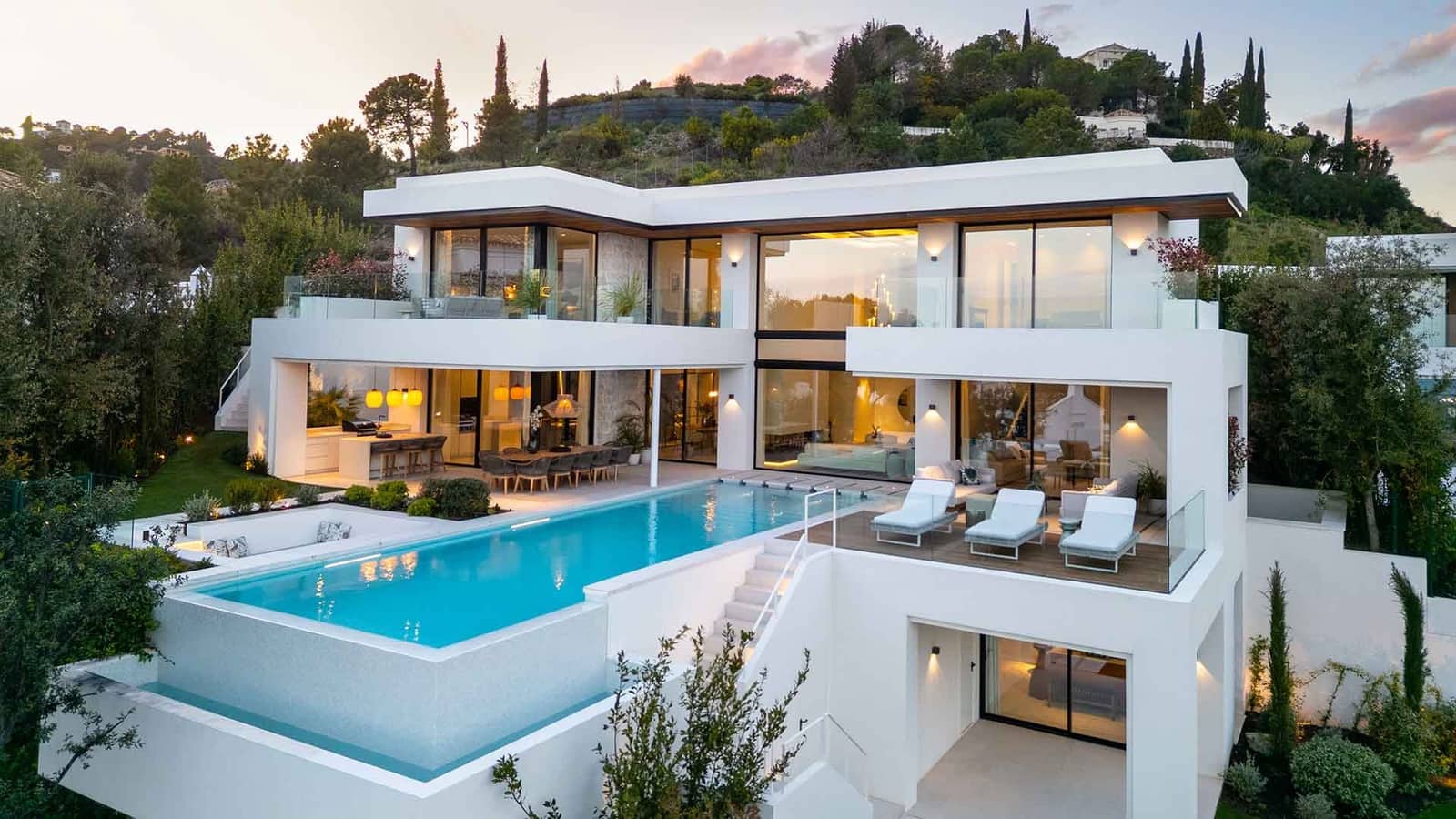 6 soverom Villa til salgs i Benahavis med svømmebasseng - € 6 995 000 (Ref: 10017305)