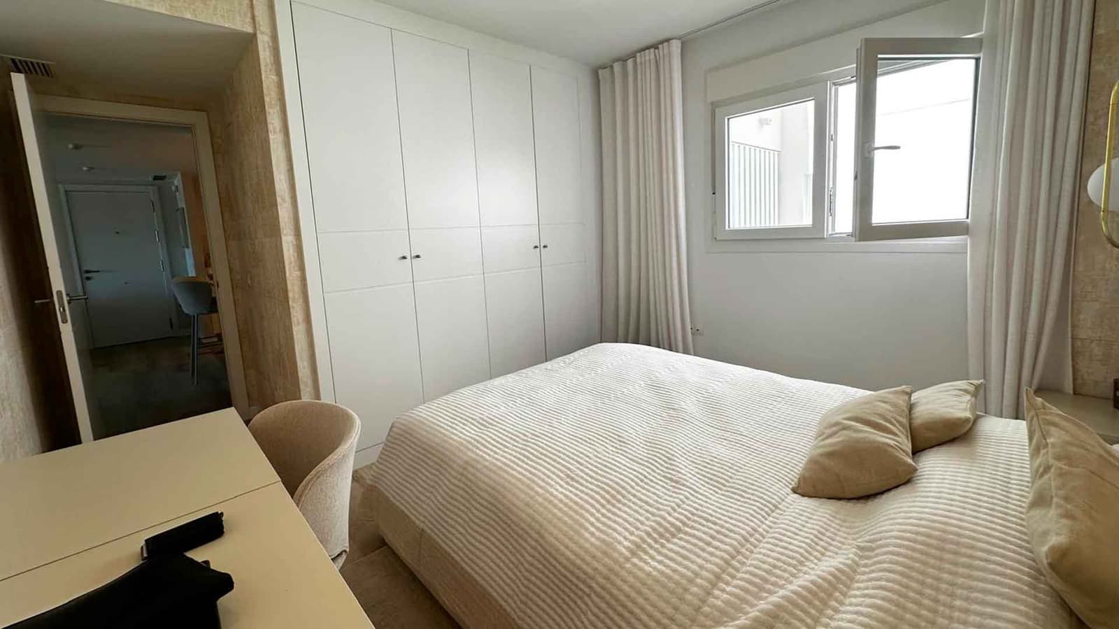 3 bedroom Apartment for sale in Nueva Andalucia with pool - € 515,000 (Ref: 10022222)