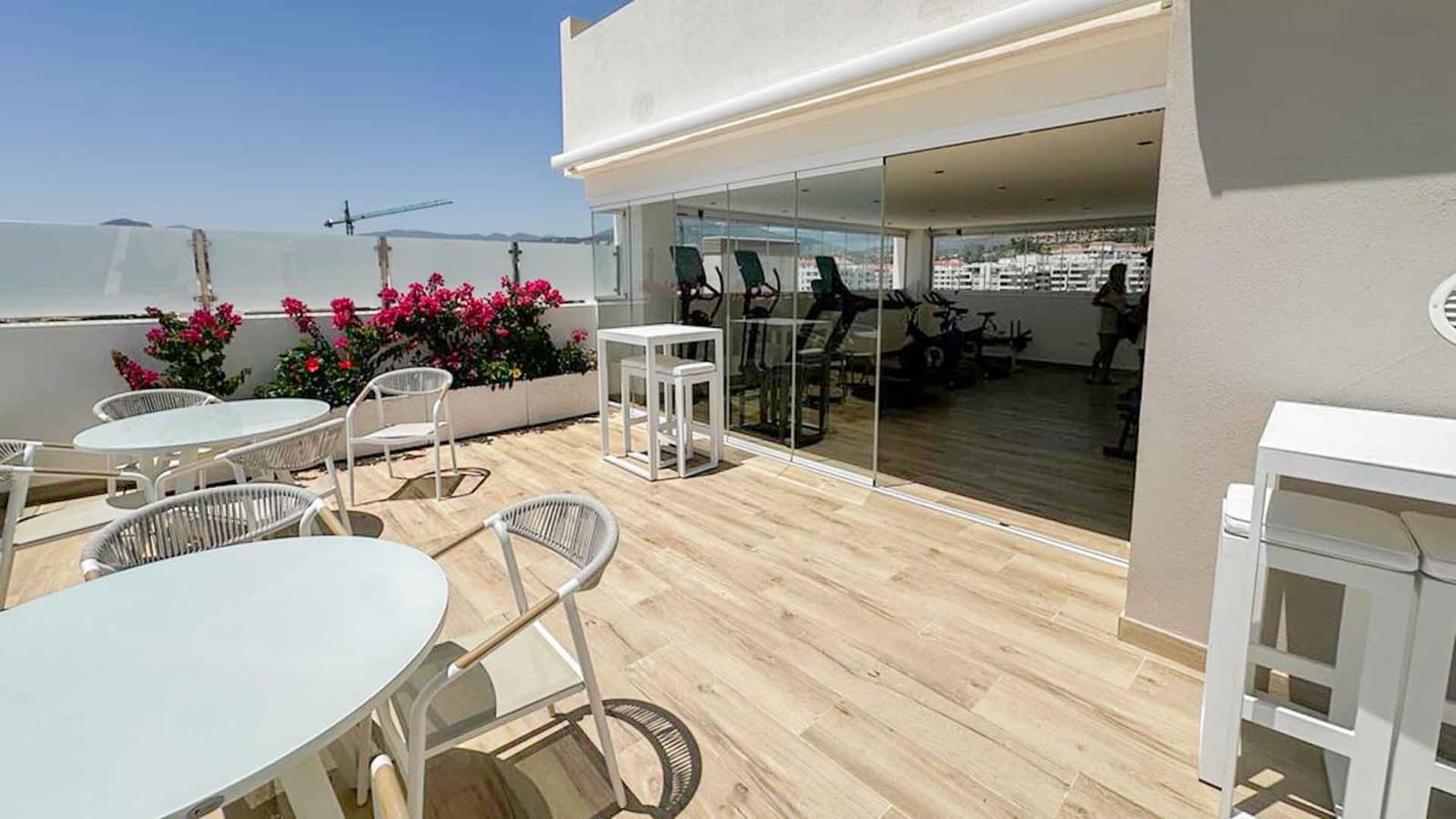 3 bedroom Apartment for sale in Nueva Andalucia with pool - € 515,000 (Ref: 10022222)