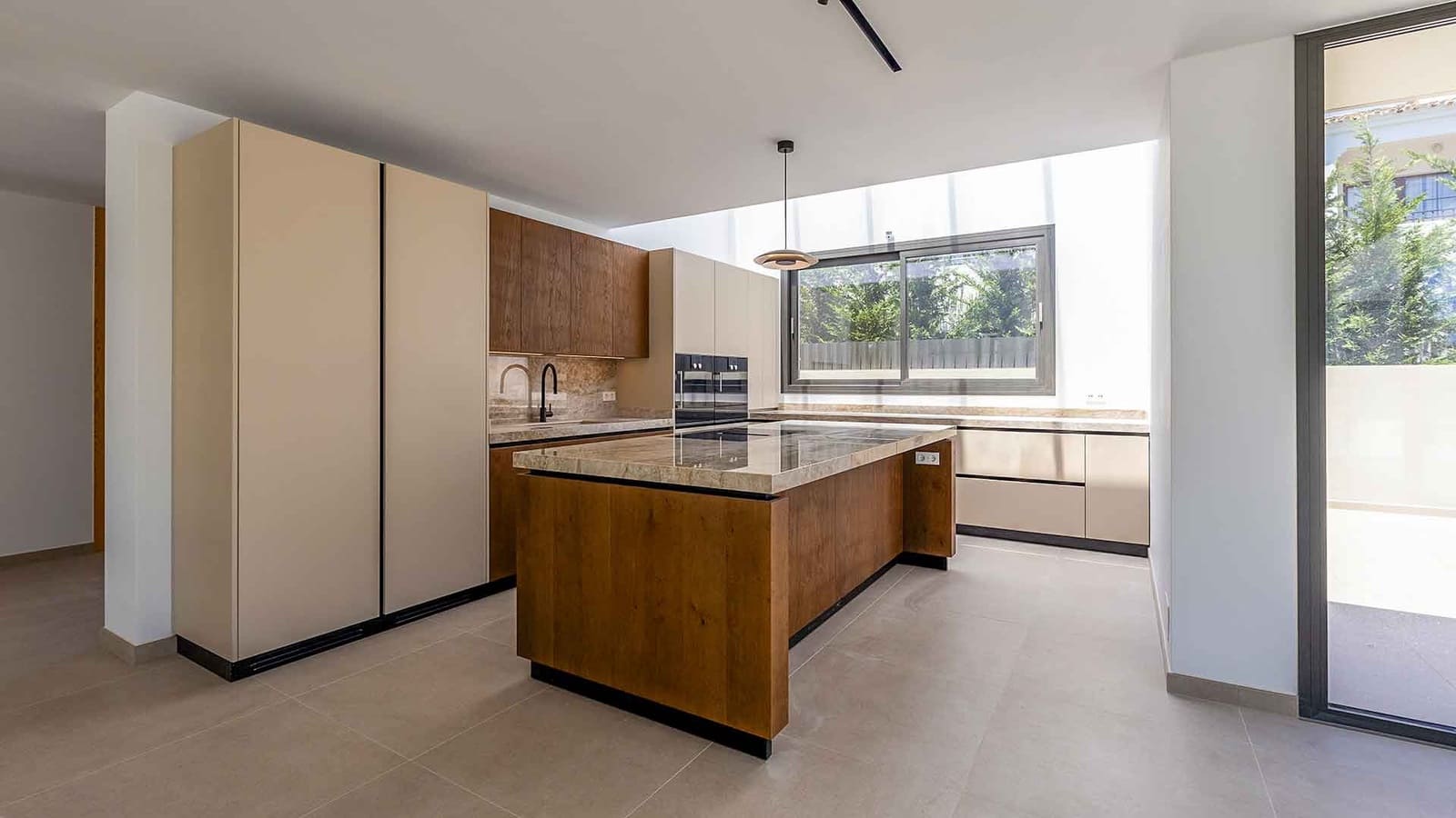 8 soveværelse Villa til salg i San Pedro de Alcantara med swimmingpool - € 5.900.000 (Ref: 10022223)