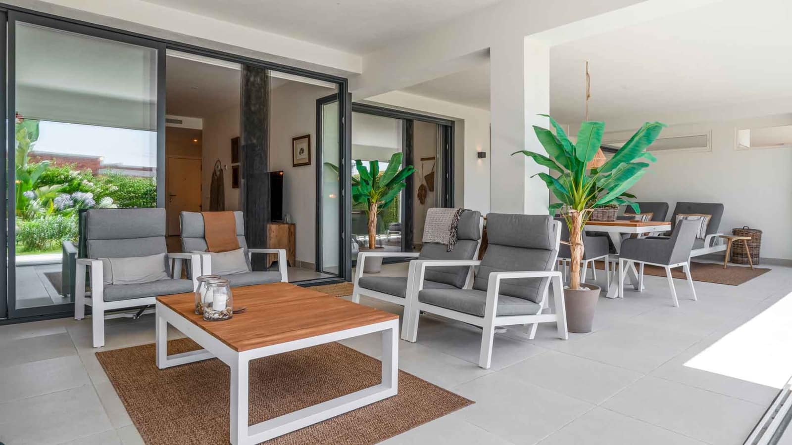 2 sovrum Lägenhet till salu i Estepona med pool - 495 000 € (Ref: 10023830)