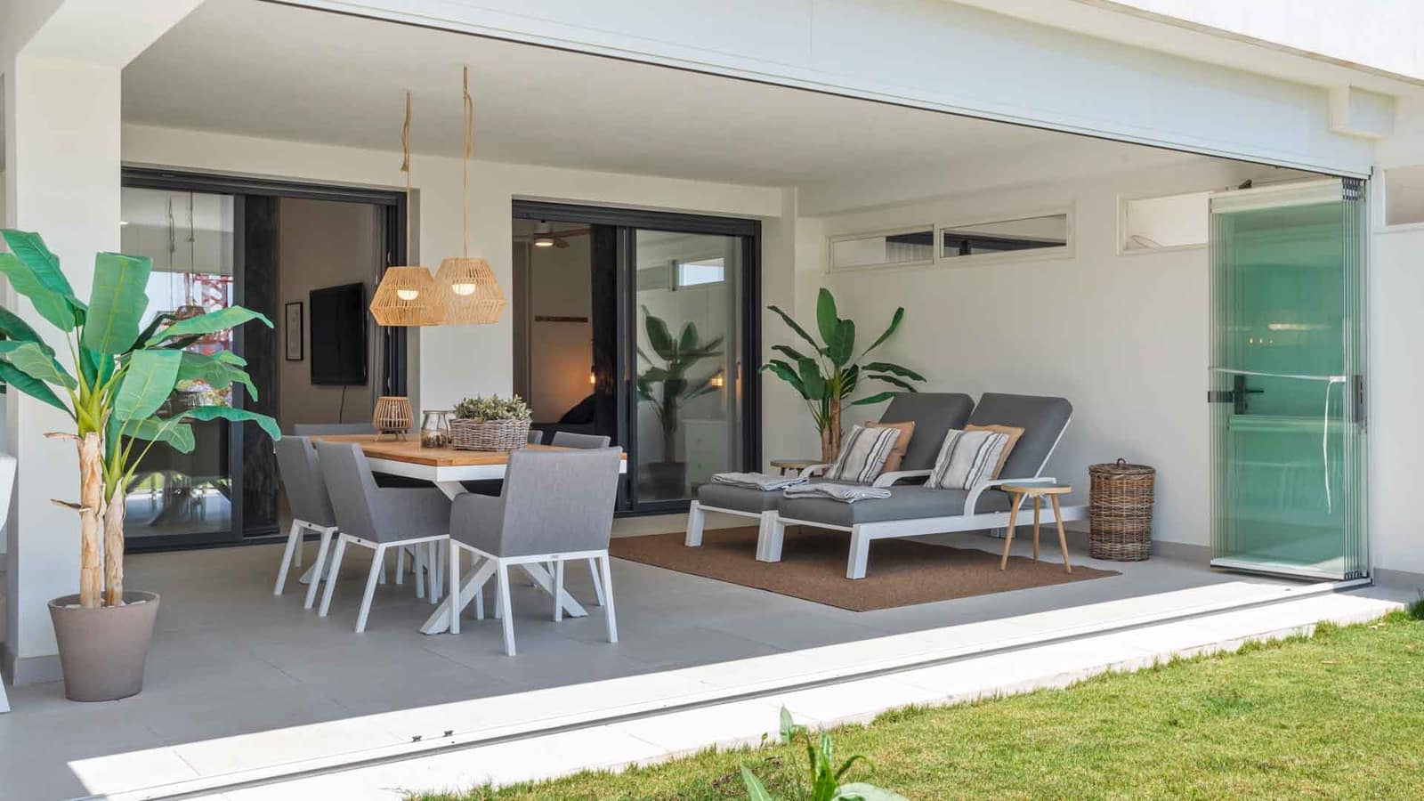 2 sovrum Lägenhet till salu i Estepona med pool - 495 000 € (Ref: 10023830)