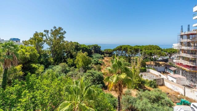 3 bedroom Apartment for sale in Lomas De Marbella, Marbella with pool - € 2,150,000 (Ref: 10027034)