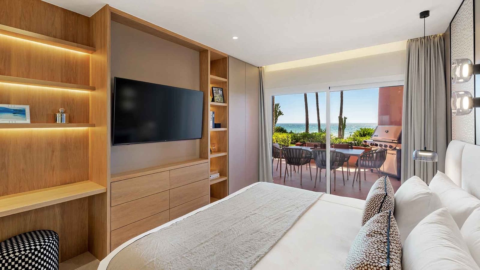 3 sypialnia Apartament na sprzedaż w Estepona z basenem - 2 695 000 € (Ref: 10027036)
