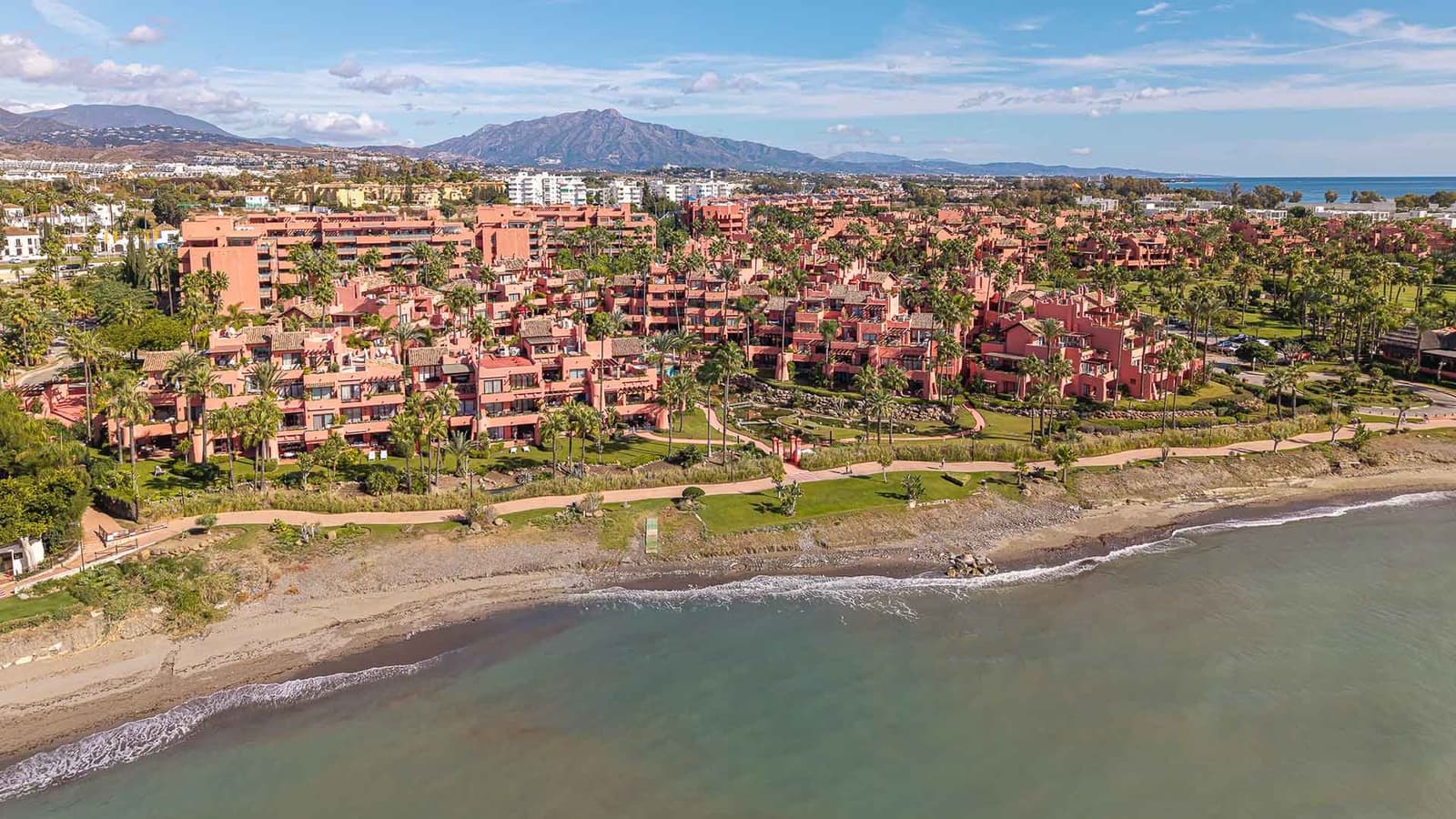 3 sypialnia Apartament na sprzedaż w Estepona z basenem - 2 695 000 € (Ref: 10027036)