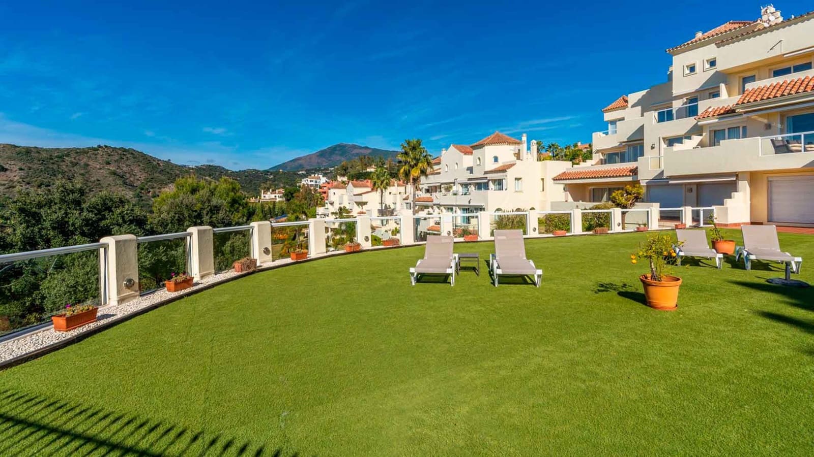 3 slaapkamer Appartement te koop in Benahavis met zwembad - € 499.900 (Ref: 10031734)