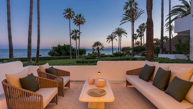 3 sypialnia Apartament na sprzedaż w Centro, Estepona z basenem - 2 995 000 € (Ref: 10035121)