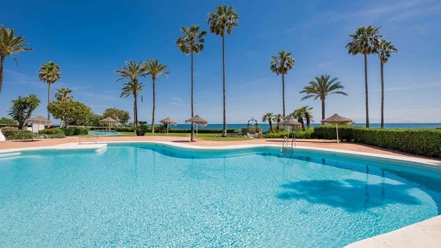 3 sypialnia Apartament na sprzedaż w Centro, Estepona z basenem - 2 995 000 € (Ref: 10035121)
