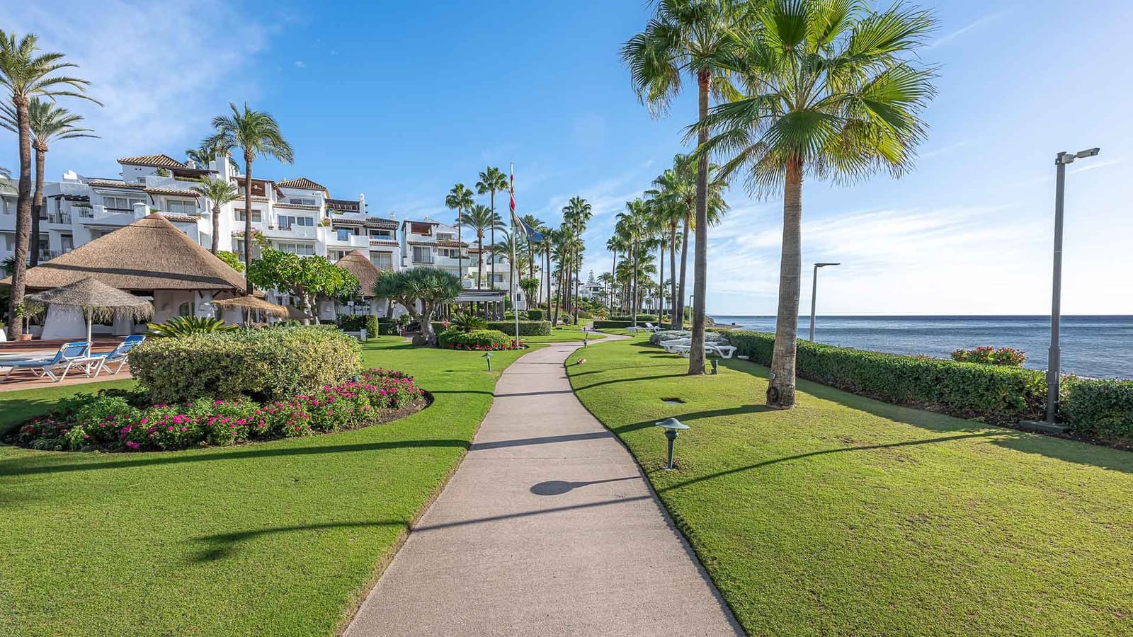 3 soverom Leilighet til salgs i Estepona med svømmebasseng - € 2 995 000 (Ref: 10035121)