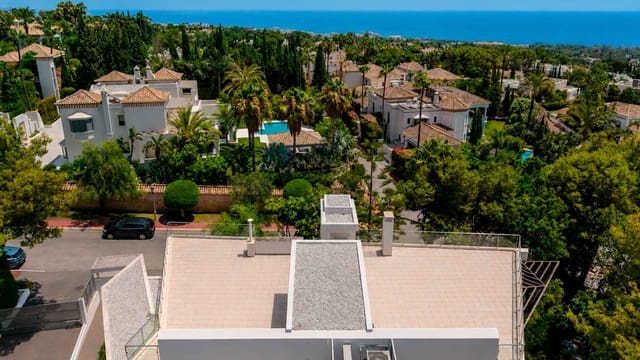 4 chambre Villa/Maison Semi-Mitoyenne à vendre à Lomas De Marbella, Marbella avec piscine - 2 700 000 € (Ref: 10037175)