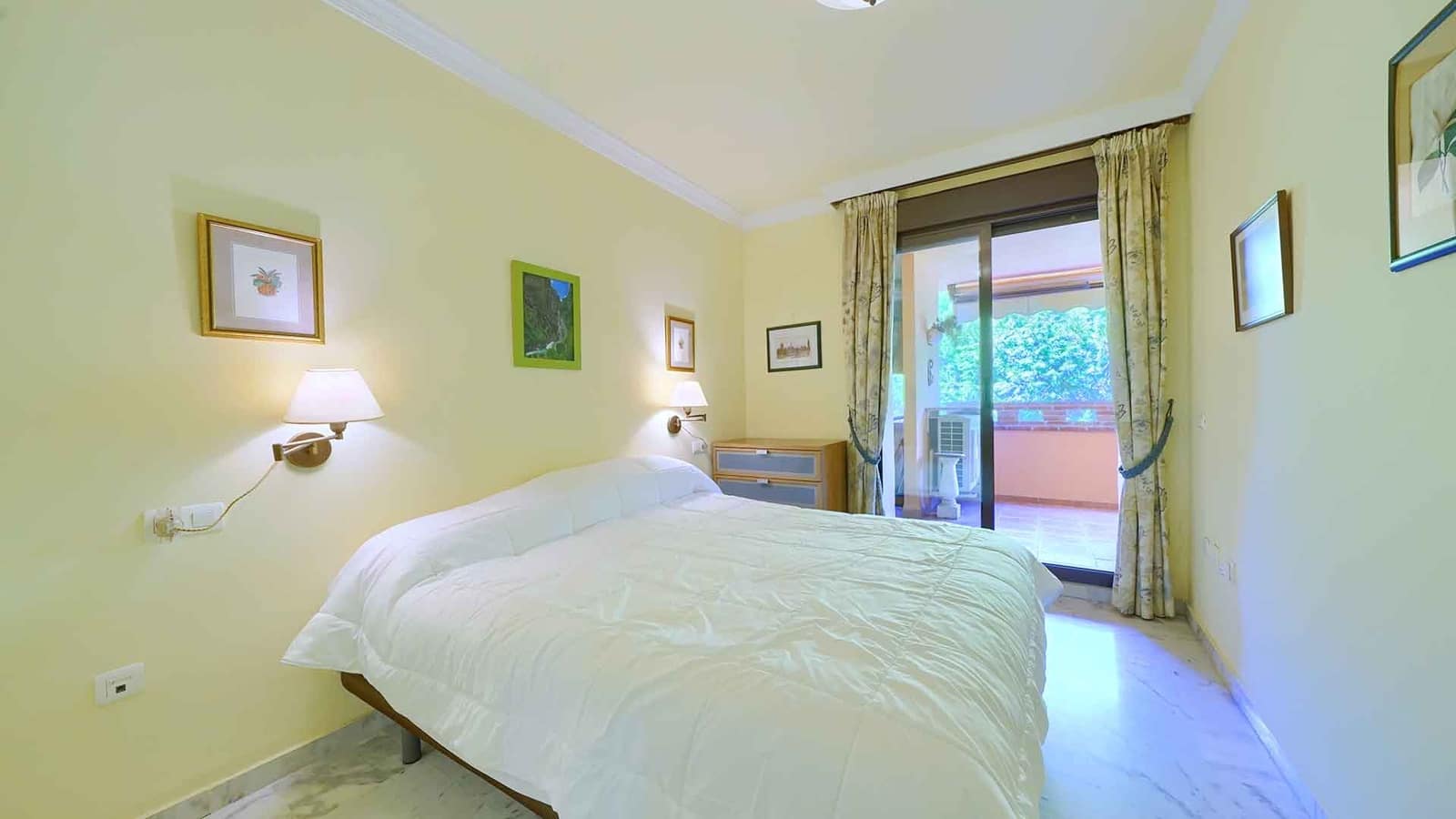 1 sovrum Lägenhet till salu i Golden Mile med pool - 395 000 € (Ref: 10040781)