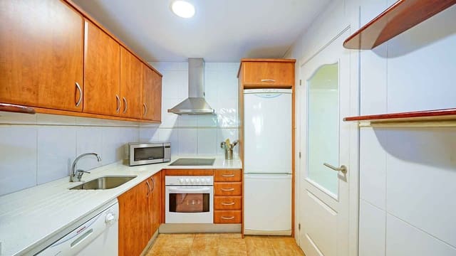 1 sovrum Lägenhet till salu i Lomas De Marbella, Marbella med pool - 395 000 € (Ref: 10040781)