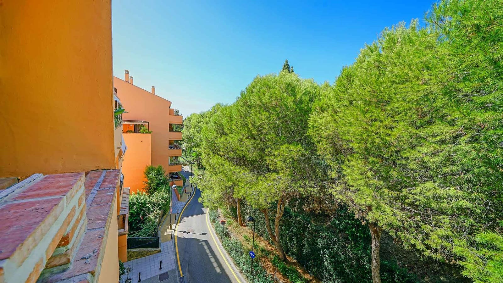 1 sovrum Lägenhet till salu i Golden Mile med pool - 395 000 € (Ref: 10040781)
