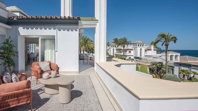 3 sovrum Takvåning till salu i Centro, Estepona med pool - 2 495 000 € (Ref: 10042727)