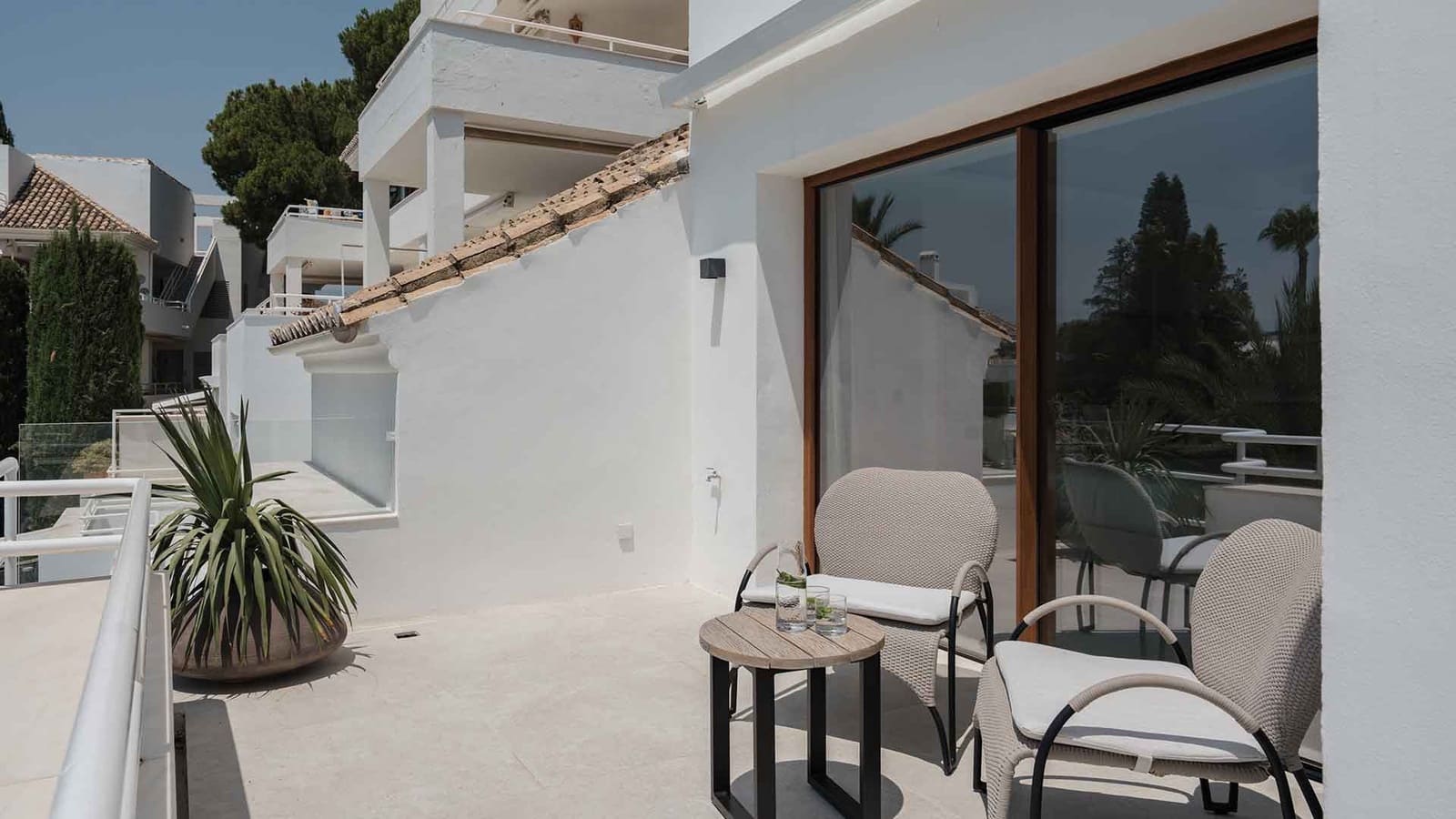 4 makuuhuone Huoneisto myytävänä paikassa Nueva Andalucia mukana uima-altaan - 2 595 000 € (Ref: 10044926)