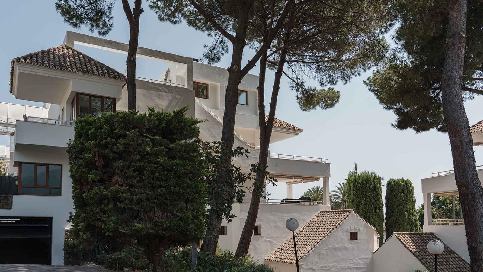 4 makuuhuone Huoneisto myytävänä paikassa Nueva Andalucia mukana uima-altaan - 2 595 000 € (Ref: 10044926)