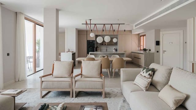 4 makuuhuone Huoneisto myytävänä paikassa Nueva Andalucía Centro, Marbella mukana uima-altaan - 2 595 000 € (Ref: 10044926)