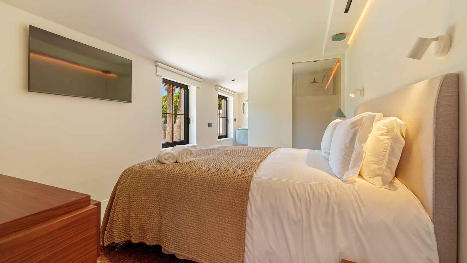 5 chambre Villa/Maison à vendre à Puerto Banus avec piscine - 5 750 000 € (Ref: 10047071)