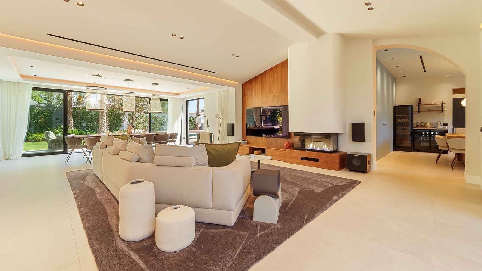 5 chambre Villa/Maison à vendre à Puerto Banus avec piscine - 5 750 000 € (Ref: 10047071)