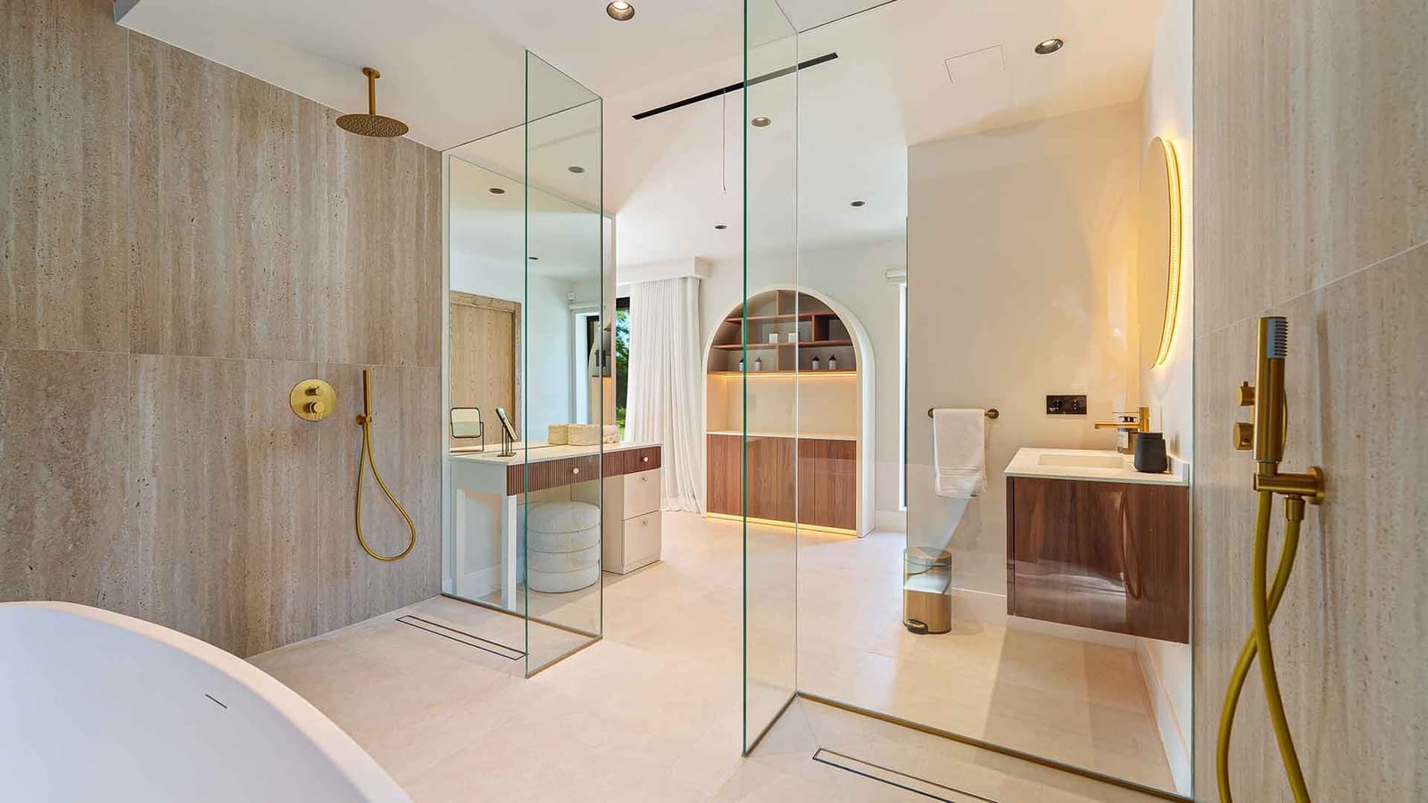 5 chambre Villa/Maison à vendre à Puerto Banus avec piscine - 5 750 000 € (Ref: 10047071)