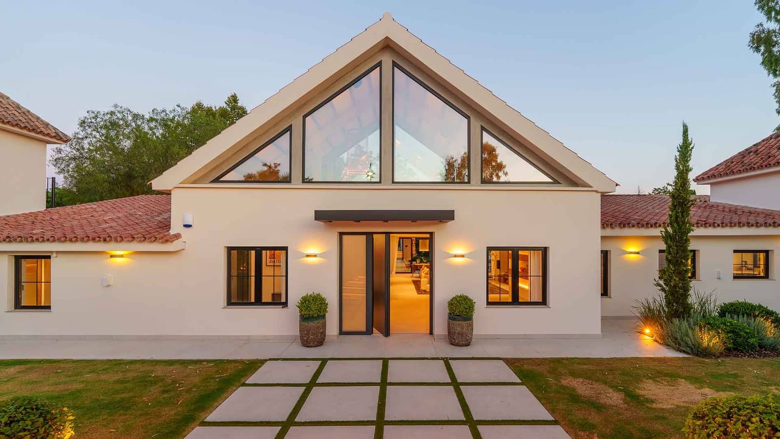 5 chambre Villa/Maison à vendre à Puerto Banus avec piscine - 5 750 000 € (Ref: 10047071)