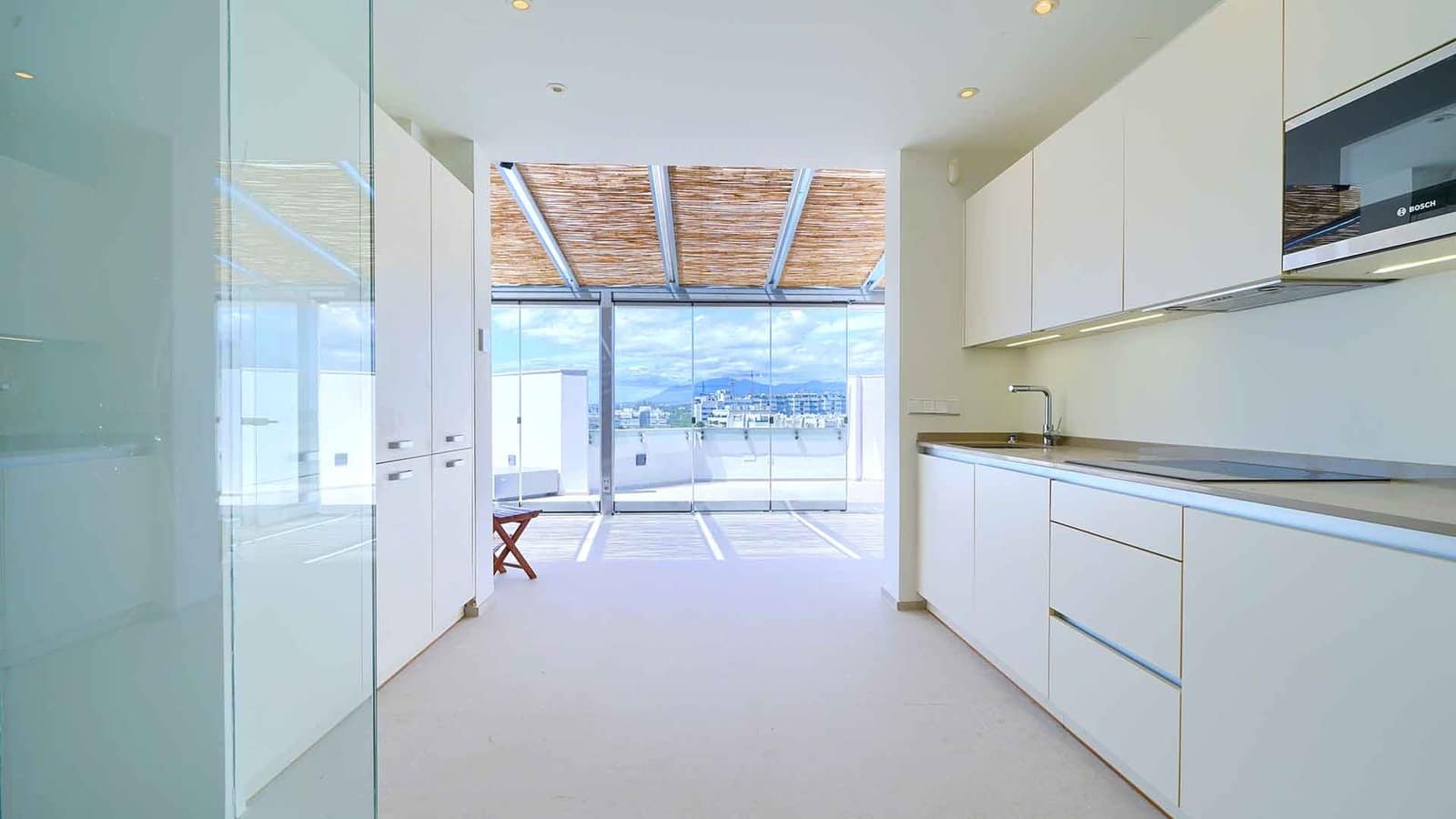 Ático de 3 habitaciones en Marbella en venta con piscina - 2.200.000 € (Ref: 10048961)