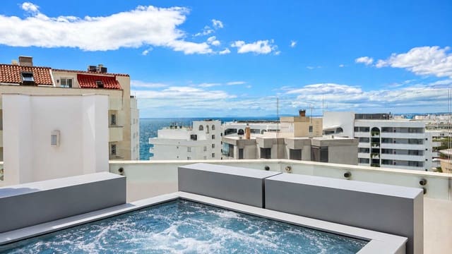 3 makuuhuone Kattohuoneisto myytävänä paikassa Playa Bajadilla - Puertos, Marbella mukana uima-altaan - 2 200 000 € (Ref: 10048961)
