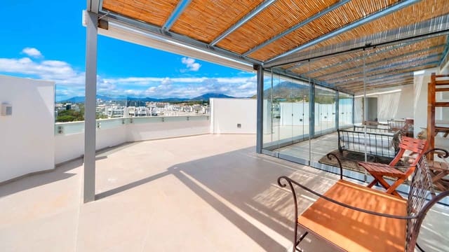 3 Zimmer Penthouse zu verkaufen in Playa Bajadilla - Puertos, Marbella mit Pool Garage - 2.150.000 € (Ref: 10048961)