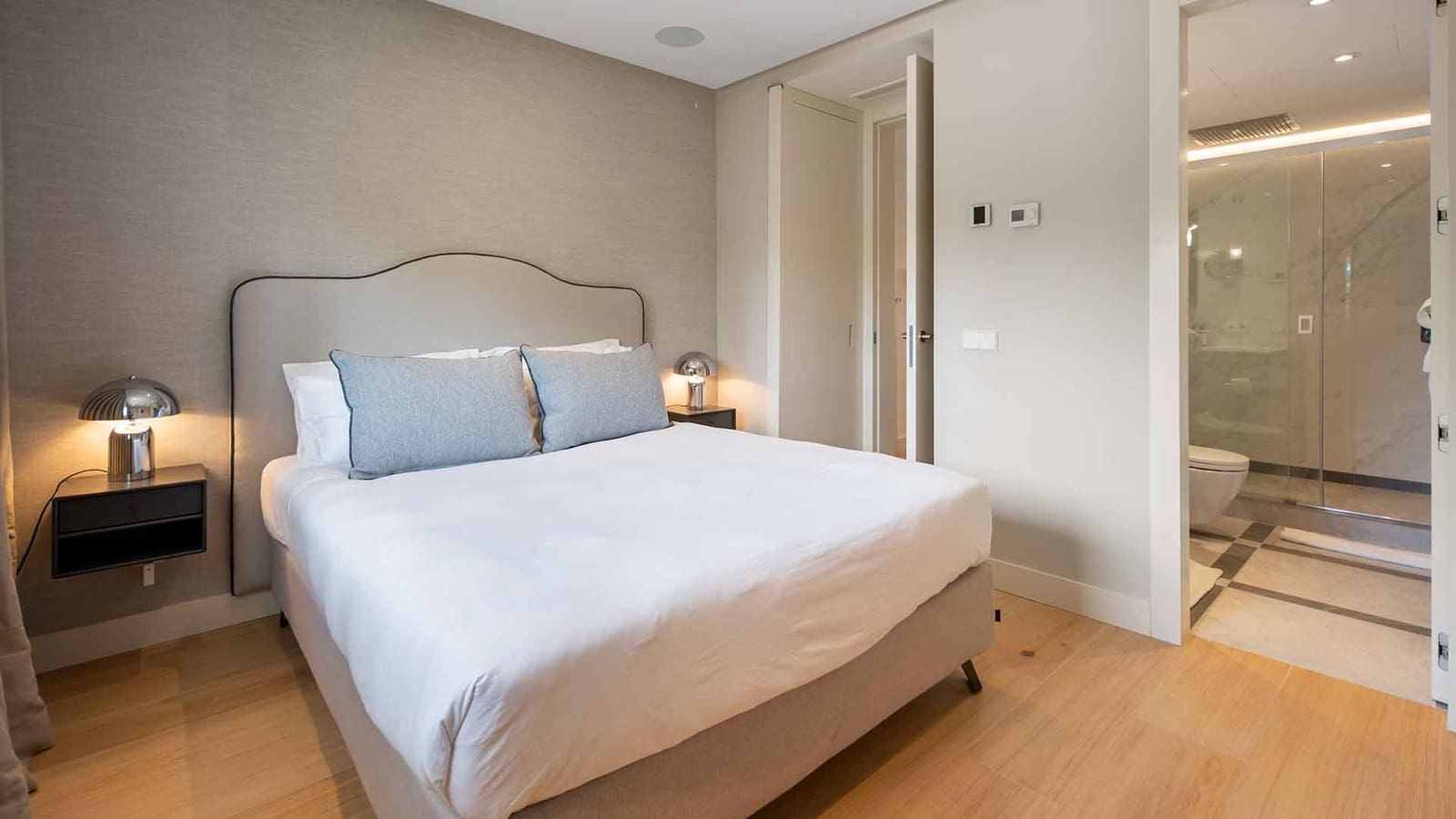 3 soveværelse Lejlighed til salg i Golden Mile med swimmingpool - € 4.495.000 (Ref: 10058796)