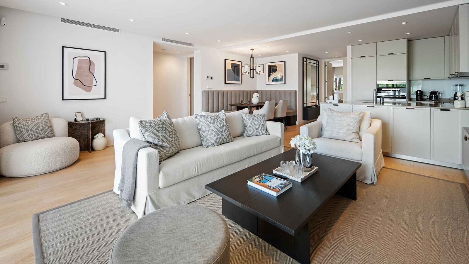 3 soveværelse Lejlighed til salg i Golden Mile med swimmingpool - € 4.495.000 (Ref: 10058796)