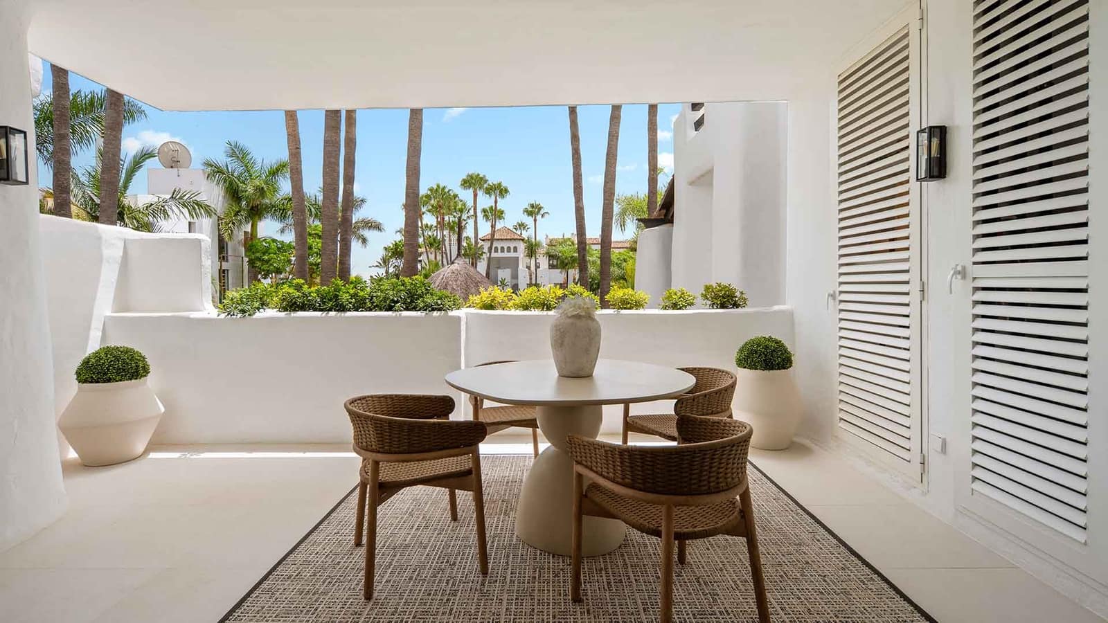 3 soveværelse Lejlighed til salg i Golden Mile med swimmingpool - € 4.495.000 (Ref: 10058796)