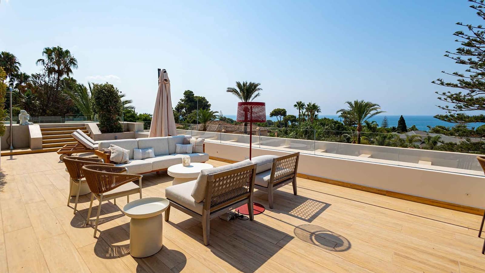 5 bedroom Villa for sale in Los Monteros with pool garage - € 7,600,000 (Ref: 10064069)